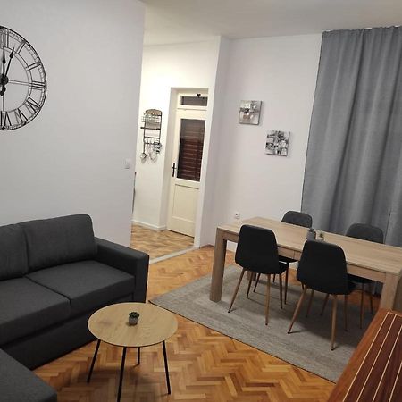 Apartment Ivano Vodice Kültér fotó