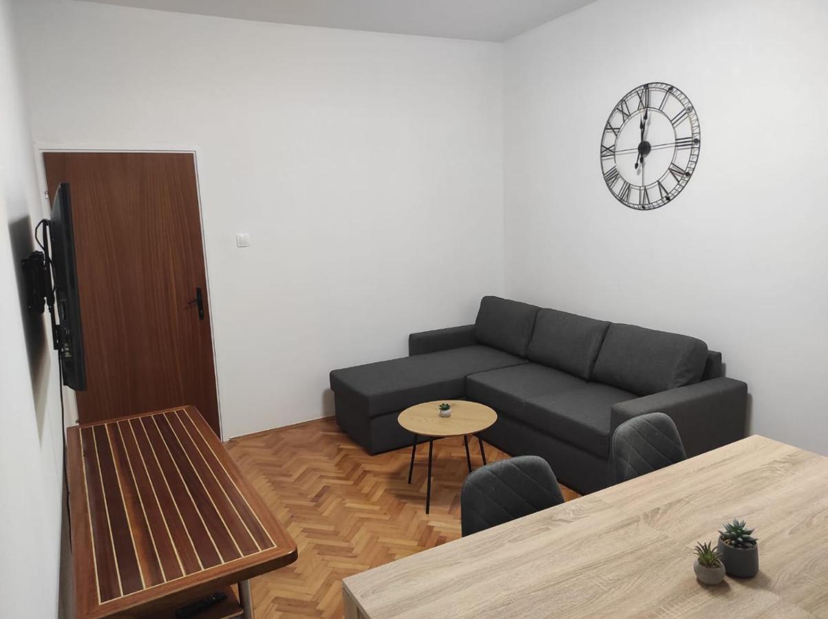 Apartment Ivano Vodice Kültér fotó